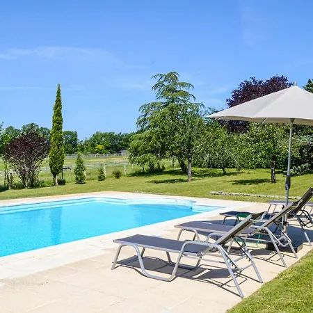 Semesterbostad Amazing In *